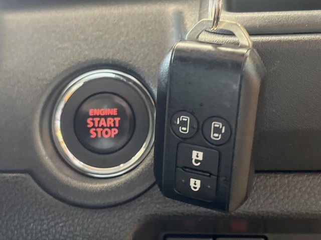 �y�L�[���X�X�^�[�g�V�X�e���z�J�o����|�P�b�g�ɓ��ꂽ�܂܂ł��h�A�̎{���E�������\�ȃX�}�[�g�L�[�𑕔��B�G���W���̃I���E�I�t�����J�M�����o���K�v����������Ƃ��Ă��֗��ł���