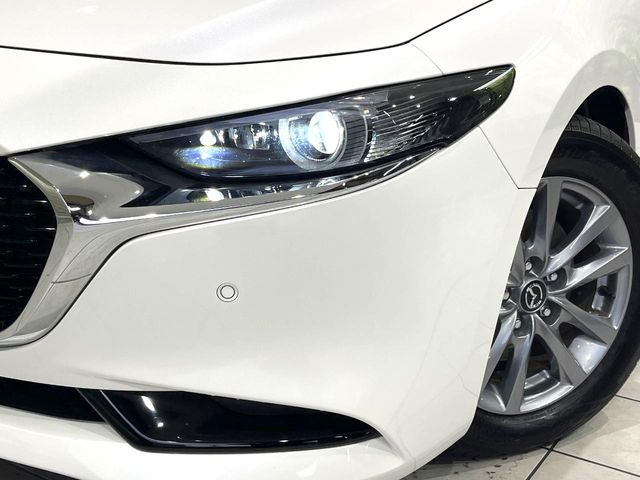 �yLED�w�b�h���C�g�z���V����ԑ��s�����ǍD�Ȏ��E���m�ۂ����S���ĉ^�]�ł��鍂�P�xLED�w�b�h���C�g�𑕔�!�_�����x�������A����d�͂��}�����Ă��܂��B