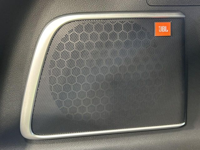 �yJBL�T�E���h�V�X�e���t���z���x�ȃ`���[�j���O�\�͂����ڂ���Ă���A�������ȉ��y�����y���݂��������܂���