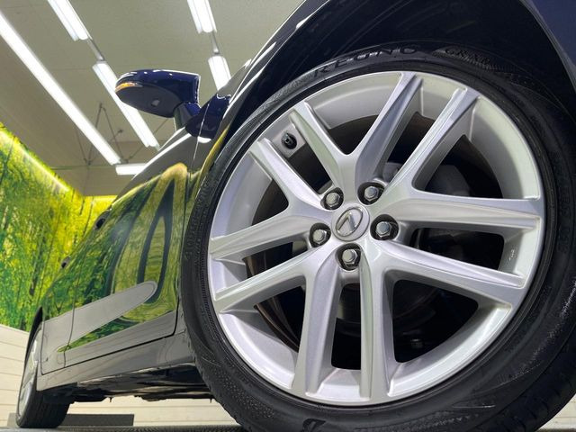 �y�����I�v�V����17�C���`�A���~�z�C�[���z�����I�v�V�����z�C�[���𑕒��B���s���\�̌���ɉ����A�O�ς����X�^�C���b�V���ɂȂ��Ă��܂��B