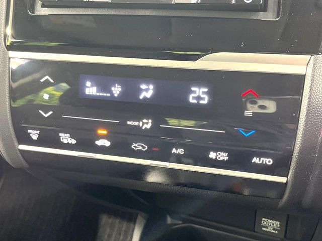 �y�I�[�g�G�A�R���z��x���D�݂̉��x�ɐݒ肷��΁A�ԓ��̉��x�����m�����ʂ≷�x�������Œ����B����&hellip;����&hellip;�Ɖ��x���X�C�b�`���������K�v�͂���܂���B���K�Ȏԓ���Ԃɂ͕K�{�̋@�\�ł��ˁ�