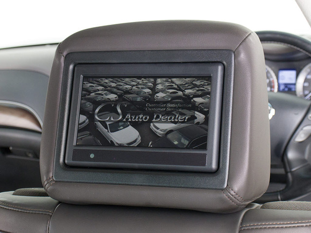 �w�b�h���X�g�ɖ��ߍ��܂ꂽ���A�ȗp�̃��j�^�[��5.1ch�T���E���h�Đ����\�ɂ���Bose�T�E���h�V�X�e���ɂ��A���ׂĂ̐ȂŃo�����X�̂悢���ꃊ�X�j���O�o���܂��B