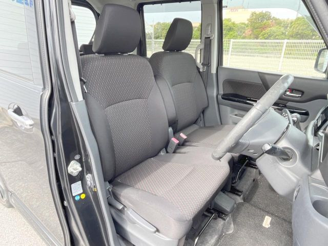 �^�]�ȃV�[�g���͎g�p�������Ȃ��A�ǍD�ȏ�ԂƂȂ��Ă��܂��B���J�Ɏg���Ă������Ƃ��悭�킩��܂��ˁB