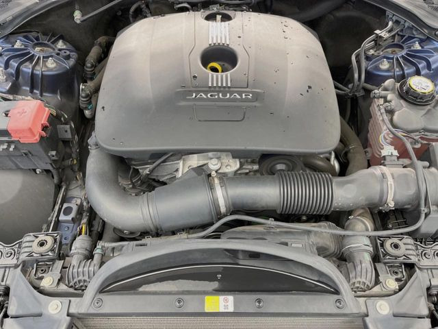 �����X�ł́A�e���[�J�[�̐�p�f�f�e�X�^�[�𓱓��B���Ǝ��i�����e�N�j�J���X�^�b�t���풓���Ă���܂��̂ŁA������̍ۂɂ����S���Ă����p���������܂��B