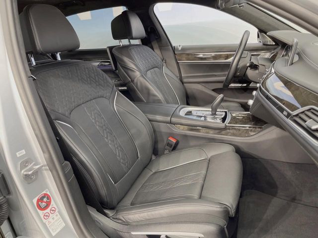 ���V�[�g�̎g�p��:�j��E�ւ�������Ȃ��A�����̒ʂ肫�ꂢ�ȏ�Ԃ��ێ����Ă���܂��B�܂��A�����N���[�j���O�E�R�[�e�B���O�����p�����������܂��B