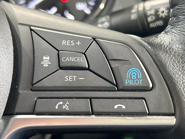 �y�v���p�C���b�g�z�������H�ł̒��������s���y��!!�a�؎��Ə��񑖍s�̃V�[���ŁA�A�N�Z���E�u���[�L�E�X�e�A�����O�������Ő��䂵�A�������^�]�̕��S���y�����Ă���܂���