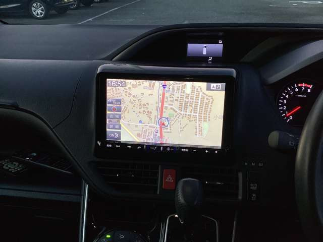 ヴォクシー2.0 ZS 煌