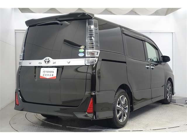 ヴォクシー2.0 ZS 煌