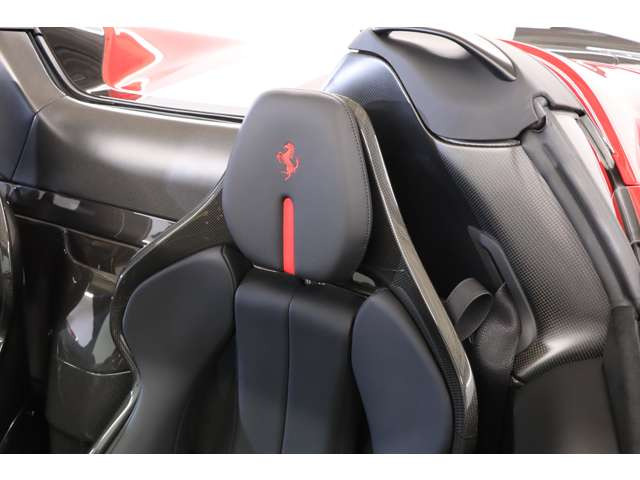 �n���̋Z�����ݏo���w�b�h���X�g�h�J�B�㎿�ȑf�ނƔ������ӏ������a���A���邽�тɃt�F���[���Ȃ�ł͂̌ւ�Ə��L���銽�т����������܂��B