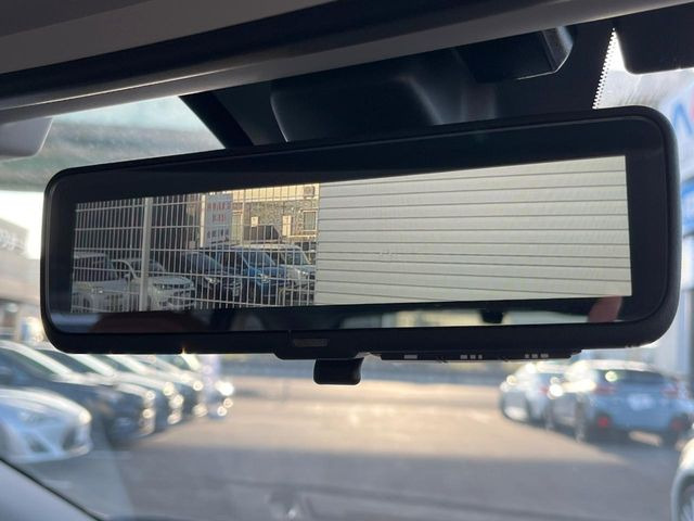 �y�X�}�[�g�����r���[�~���[�z��Ȃ̑傫�ȉו��⓯��҂Ō�����m�F���Â炢���ł����S!�J�������B�e�����ԗ�����̉f�������[���~���[���ɕ\���B�N���A�Ȏ��E�ŏ󋵂̊m�F���\�ł�!