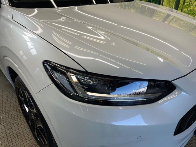 �yLED�w�b�h���C�g�z���V����ԑ��s�����ǍD�Ȏ��E���m�ۂ����S���ĉ^�]�ł��鍂�P�xLED�w�b�h���C�g�𑕔�!�_�����x�������A����d�͂��}�����Ă��܂��B