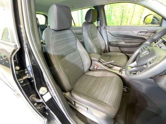 もちろん車内はキレイです♪よりクリーンな状態をキープしたいお客様には『ナノゾーンコート』がおすすめ!新型コロナウイルス対策や、除菌・消臭に効果を発揮し多くの方にご好評いただいております。