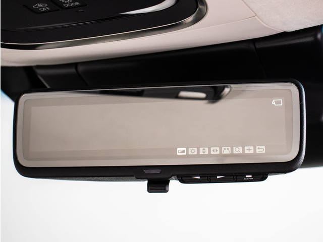 �f�W�^���C���i�[�~���[