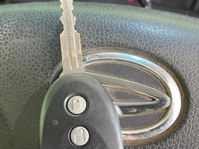 �y�L�[���X�z�������ꂽ�ꏊ����ł��{�^����Ńh�A�̊J���E�{�����ł���̂łƂ��Ă��֗�!�h�A�̌�������ɏ������邱�Ƃ�����܂����