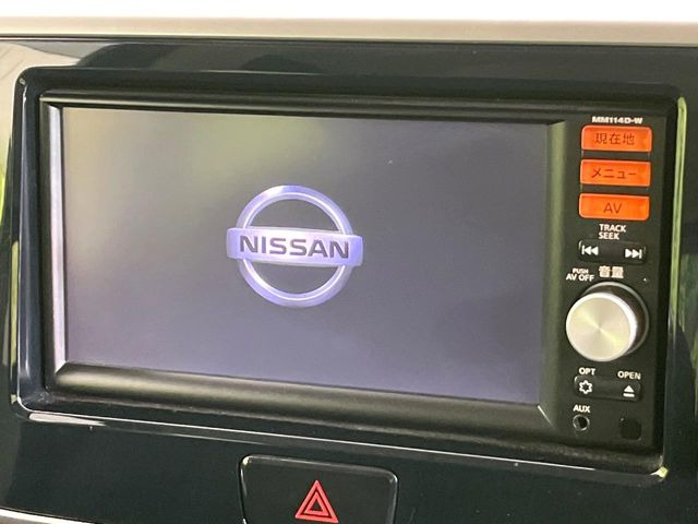 �y�����i�r�z�l�C�̏����i�r�𑕔����Ă���܂��B�i�r�̎g���₷���͂������A�I�[�f�B�I�@�\���[��!�L�����v�◷�s�͂������A�ʋ΂┃�����ȂǕ��i�̃h���C�u���y�����Ȃ�͂���