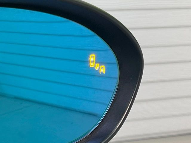 �y�u���C���h�X�|�b�g���j�^�����O�z���s���A�h�A�~���[�̎��p�ɂȂ�₷���ӏ��Ɍ㑱�Ԃ��ڋ߂���ƃT�C�h�~���[�t�߂Ɍx����\���A�h���C�o�[�ɒ��ӊ��N�����Ă���܂��B