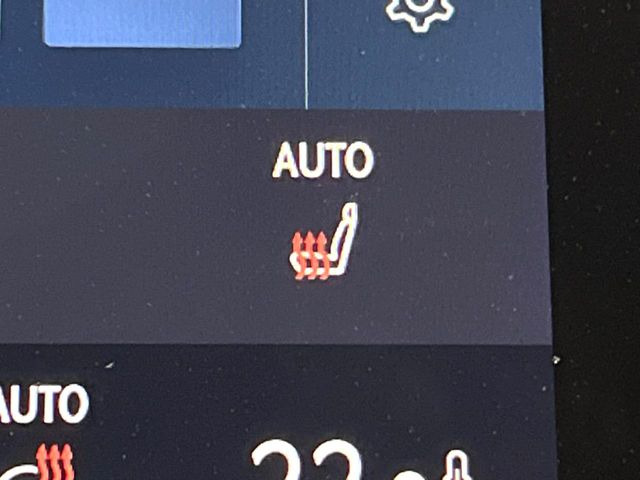 �y�V�[�g�q�[�^�[�z�������ɏd�󂷂�V�[�g�q�[�^�[!�G�A�R����葁�����܂��Ă����̂Ŋ�����̐l�����S�ł��ˁ�G�A�R���̉����͊������邩����A�Ƃ������ɂ����������߂ł��B