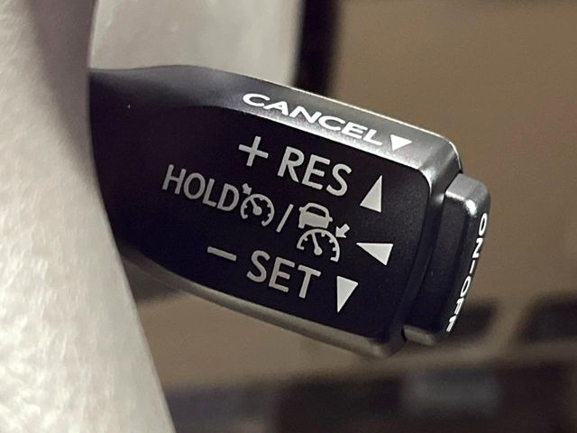 �y���[�_�[�N���[�Y�R���g���[���z�������H�ł̒��������s���y��!!�����ő��x��ۂN���[�Y�R���g���[�����A�Փˌy���V�X�e���ƘA�g���A�O���̎ԗ������m���ĎԊԂ�ۂ悤�ɑ��x���߂��Ă���܂�!!