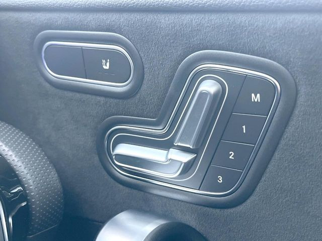 ���t�����g�V�[�g�q�[�e�B���O:�^�]�ȁE����ȋ��ɎO�i�K�Œ��߂��\�ȃV�[�g�q�[�^�[�𑕔����Ă���܂��B�G�߂��킸���K�ɂ��g�p���������܂��B