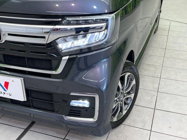 �yLED�w�b�h���C�g�z���V����ԑ��s�����ǍD�Ȏ��E���m�ۂ����S���ĉ^�]�ł��鍂�P�xLED�w�b�h���C�g�𑕔�!�_�����x�������A����d�͂��}�����Ă��܂��B