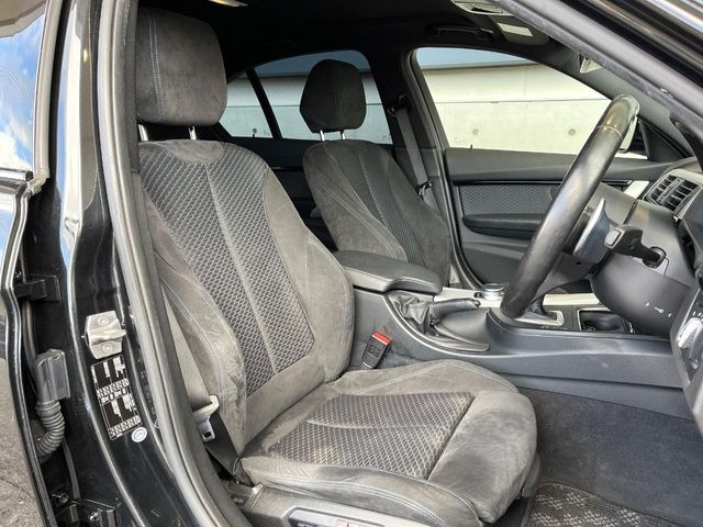 ��M�X�|�[�c��p�A���J���^�[���V�[�g:����������V�[�g�ގ���@�\�́A�h���C�o�[�𖣗������K�ȃh���C�r���O�����o���܂�!