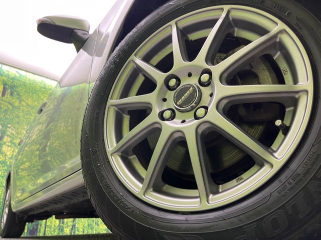 �y15�C���`�A���~�z�C�[���z�O�ςɃ}�b�`�����A���~�z�C�[���𑕒����Ă���܂��B�e��A���~�z�C�[����A�X�^�b�h���X�^�C�����戵�����Ă���܂��B���񂲑��k����������