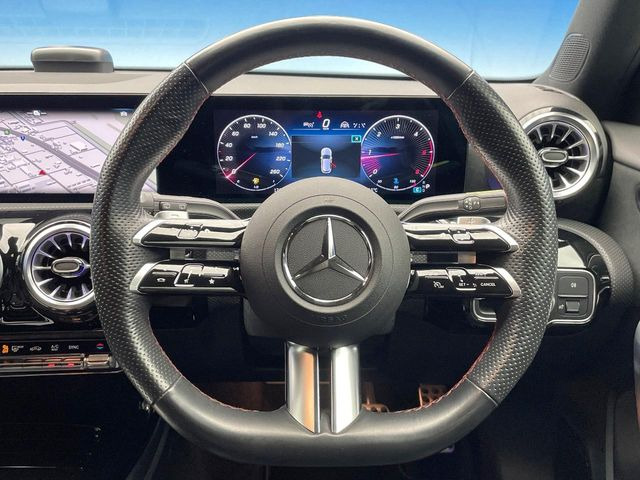 ���n���h�����̃X�������Ȃ��A���ꂢ�ȏ�Ԃ��ێ����Ă���܂��B�e�X�C�b�`���̓�����m�F�ς݂ł��B