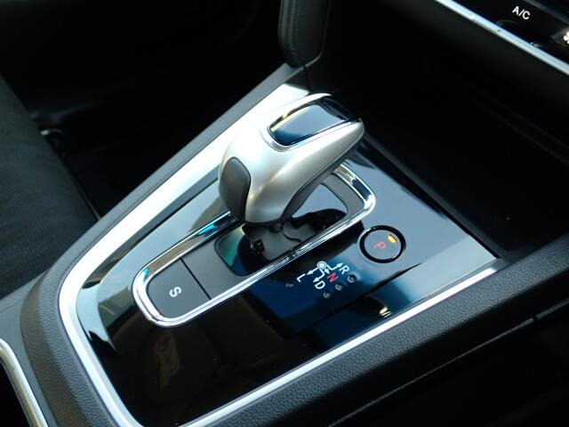 �V�t�g�m�u�̓X�����Ȃ��A���ꂢ�ȏ�Ԃł��B���ł��G��镔�������ꂢ���Ƒ�؂ɏ���Ă������Ƃ�������܂���B