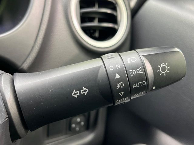 �y�I�[�g���C�g�z����̖��邳�ɉ����Ď����Ńw�b�h���C�g�̓_���E�������ł���@�\�ł�!���C�g�̕t���Y��E�����Y��Ȃǂ������Ȃ�A�J�̓���[���̑��s�����S!�g���l���ʉߎ����֗��ł��ˁ�