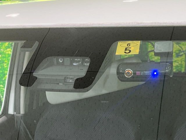 �y�X�Y�L �Z�[�t�e�B�T�|�[�g�z���s���ɑO���̎ԗ�����F�����A�Փ˂������Ȏ��͌x��ƃu���[�L�ŏՓˉ���Ɣ�Q�y�����A�V�X�g�B�����S�Ƀh���C�u�����y���݂��������܂��B