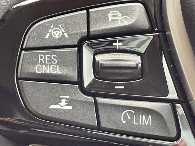 �����[�_�[�N���[�Y�R���g���[��:�O�̎ԂƂ̎Ԋԋ��������ɂƂ�A��葬�x�Ŏ������s���Ă���鎟����̃N���[�Y�R���g���[��!��ɍ������H�⎩���Ԑ�p���H�Ŏg�p����֗��ȋ@�\�ł�!