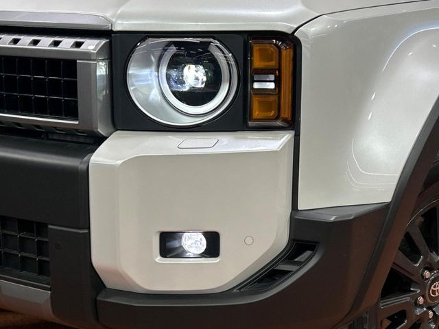 �yLED�w�b�h���C�g�z���V����ԑ��s�����ǍD�Ȏ��E���m�ۂ����S���ĉ^�]�ł��鍂�P�xLED�w�b�h���C�g�𑕔�!�_�����x�������A����d�͂��}�����Ă��܂��B