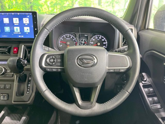 �y�����v�����X�e�A�����O�z�㎿�Ȋv���g�p���邱�ƂŁA��ɂ����������݂ƂĂ��^�]���₷���n���h���ł���