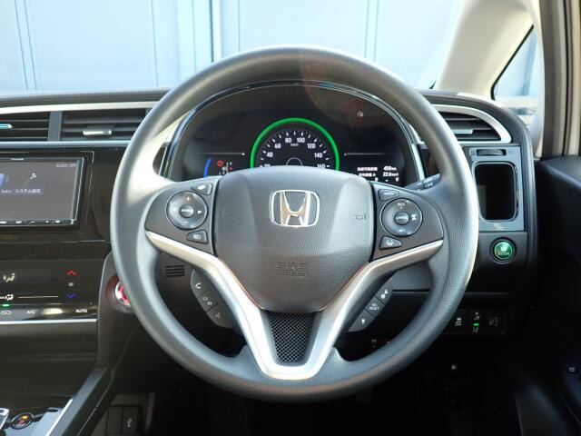 �X�e�A�����O�͂ƂĂ����ꂢ�ȏ�Ԃł���