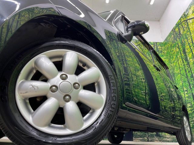 �y����14�C���`�A���~�z�C�[���z�O�ςɃ}�b�`���������A���~�z�C�[���𑕒����Ă���܂��B�e��ЊO�A���~�z�C�[����A�X�^�b�h���X�^�C�����戵�����Ă���܂��B���񂲑��k����������