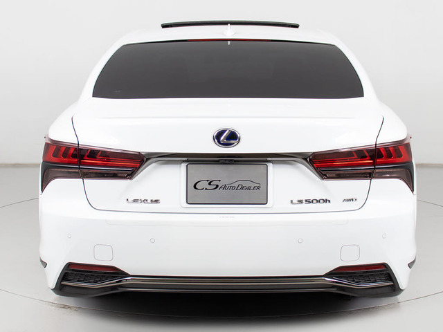 ���N���A�����X�\�i�[(�O��R�[�i�[�Z���T�[)���t���Ă��܂�!�t�����g&���A�ɃZ���T�[������A��Q���ɋ߂Â��ƌx��������A�X�ɂ̓}���`��ʏ�ɂ��\������܂�!�������֗��Ȑl�C�����ł�!!