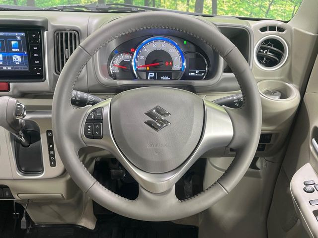 �y�����v�����X�e�A�����O�z�㎿�Ȋv���g�p���邱�ƂŁA��ɂ����������݂ƂĂ��^�]���₷���n���h���ł���