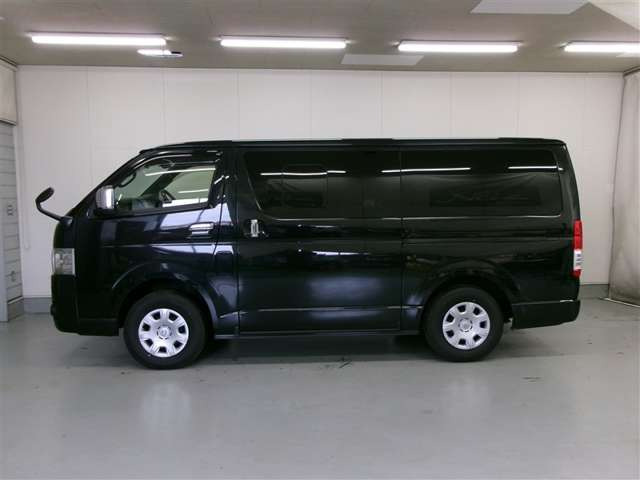 ハイエースバン