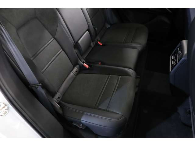 ���A�V�[�g�͍L���A�����Ԃł����ɂ����݌v�B�������U�[�Ɖ��K�T�|�[�g�ŁA����҂ɂ��ґ�ȏ��S�n��񋟂��܂��B