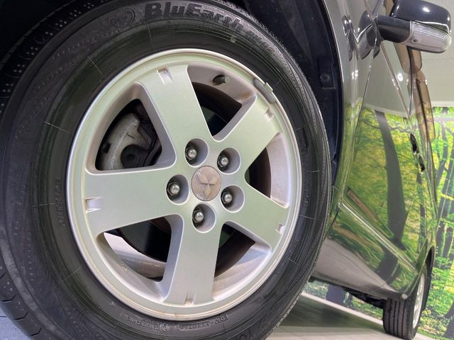 �y����16�C���`�A���~�z�C�[���z�O�ςɃ}�b�`���������A���~�z�C�[���𑕒����Ă���܂��B�e��ЊO�A���~�z�C�[����A�X�^�b�h���X�^�C�����戵�����Ă���܂��B���񂲑��k����������