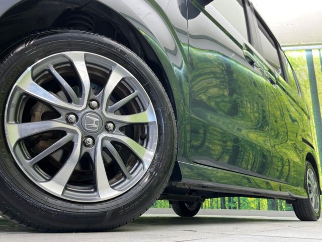 �y����14�C���`�A���~�z�C�[���z�O�ςɃ}�b�`���������A���~�z�C�[���𑕒����Ă���܂��B�e��ЊO�A���~�z�C�[����A�X�^�b�h���X�^�C�����戵�����Ă���܂��B���񂲑��k����������