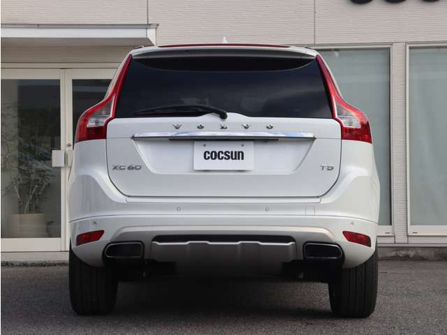 ���s�^�G���W���ɂ̓{���{�̔F�؂��擾����MOTUL�̍����I�C��SPECIFIC RBS0-2AE(0W-20)���g�p���܂��B