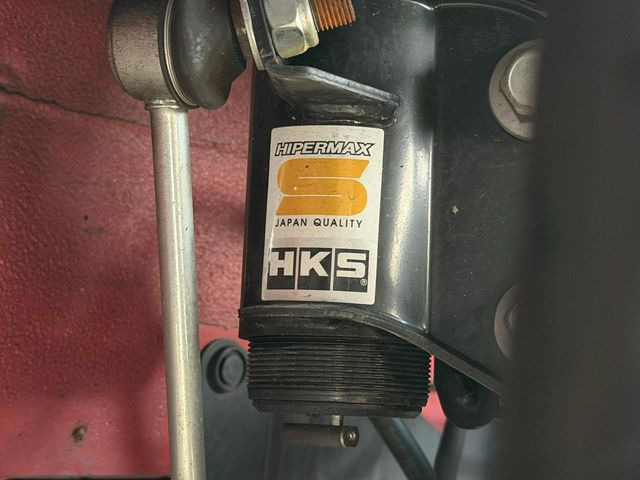 �yHKS���ԍ����z�ԍ����Ⴍ�Ȃ�A�X�^�C���b�V���Ȍ����ڂƂȂ�HIPERMAX S ��HKS�T�X�y���V�����j��1��&ldquo;����S�n��������