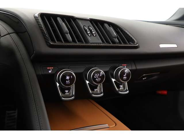 �y���y���C�I�t�@�N�g���[�Z���^�[�z�A���Ԑ��H��n�����J�j�b�N�̂ق��A �T�[�r�X�X�^�b�t���ݐЂ��v���ɂ�����ꂪ�\�ł��B�Z�[�t�e�B���[�_�[�ɂĂ��q�l�̂�����܂Ńs�b�N�A�b�v�T�[�r�X���s���Ă���܂��B