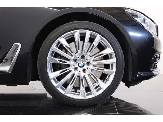 �t���b�O�V�b�v�ɂӂ��킵�����K���Ƒ��s���\