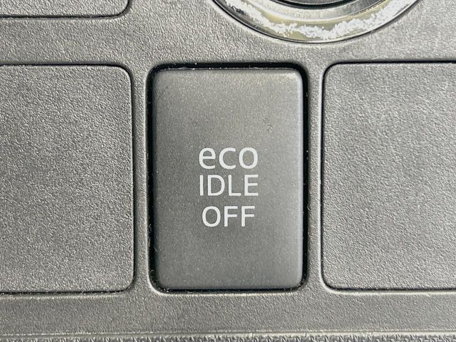 �y�A�C�h�����O�X�g�b�v�z�ԐM����a�؂Œ�Ԃ����ۂɃG���W�����~���A���ʂȔR���̏����}���܂��B�R��������ی�ɂȂ���@�\��G���W���̓u���[�L�𗣂��΍Ďn�����܂��B