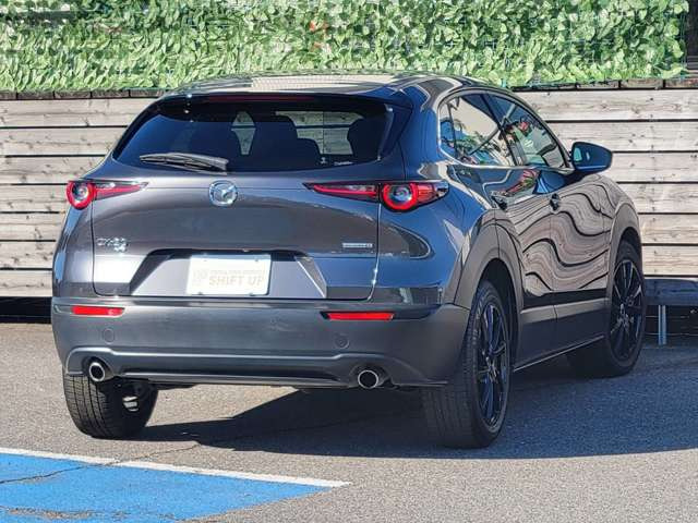 ���X�ł͂��q�l�̗���ɗ����čl�������ɁA1�l1�l�̂��q�l�ɑ΂��^���ɂ��Ή��������܂��B