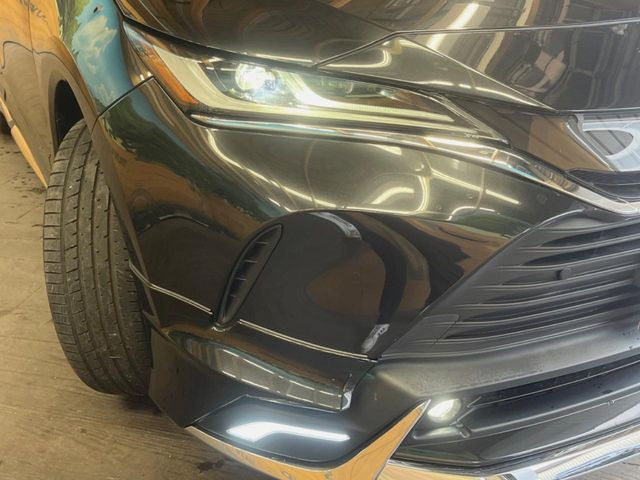 �yLED�w�b�h���C�g�z���V����ԑ��s�����ǍD�Ȏ��E���m�ۂ����S���ĉ^�]�ł��鍂�P�xLED�w�b�h���C�g�𑕔�!�_�����x�������A����d�͂��}�����Ă��܂��B