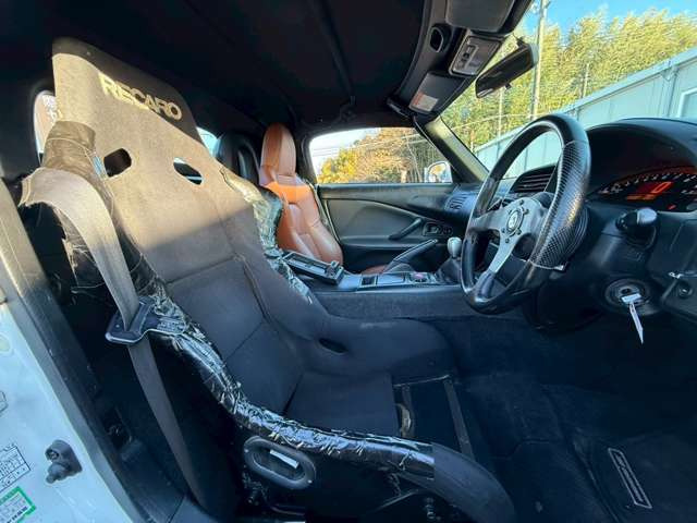 �C�ɂȂ邨�Ԃ�����܂�����E�̓d�b�ԍ����璼�ڂ��X�ɂ��₢���킹���������B�x�����@����ԗ����A��Ԃ܂łȂ�ł������������Ē����܂��B�X�^�b�t�ꓯ���A�����҂����Ă���܂��B