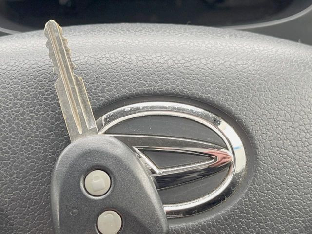 �y�L�[���X�z�������ꂽ�ꏊ����ł��{�^����Ńh�A�̊J���E�{�����ł���̂łƂ��Ă��֗�!�h�A�̌�������ɏ������邱�Ƃ�����܂����